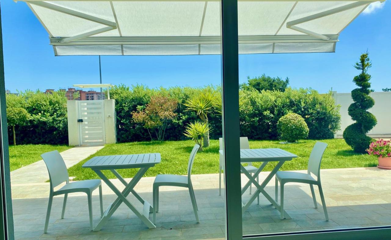 Linda'S B&B Ragusa Esterno foto